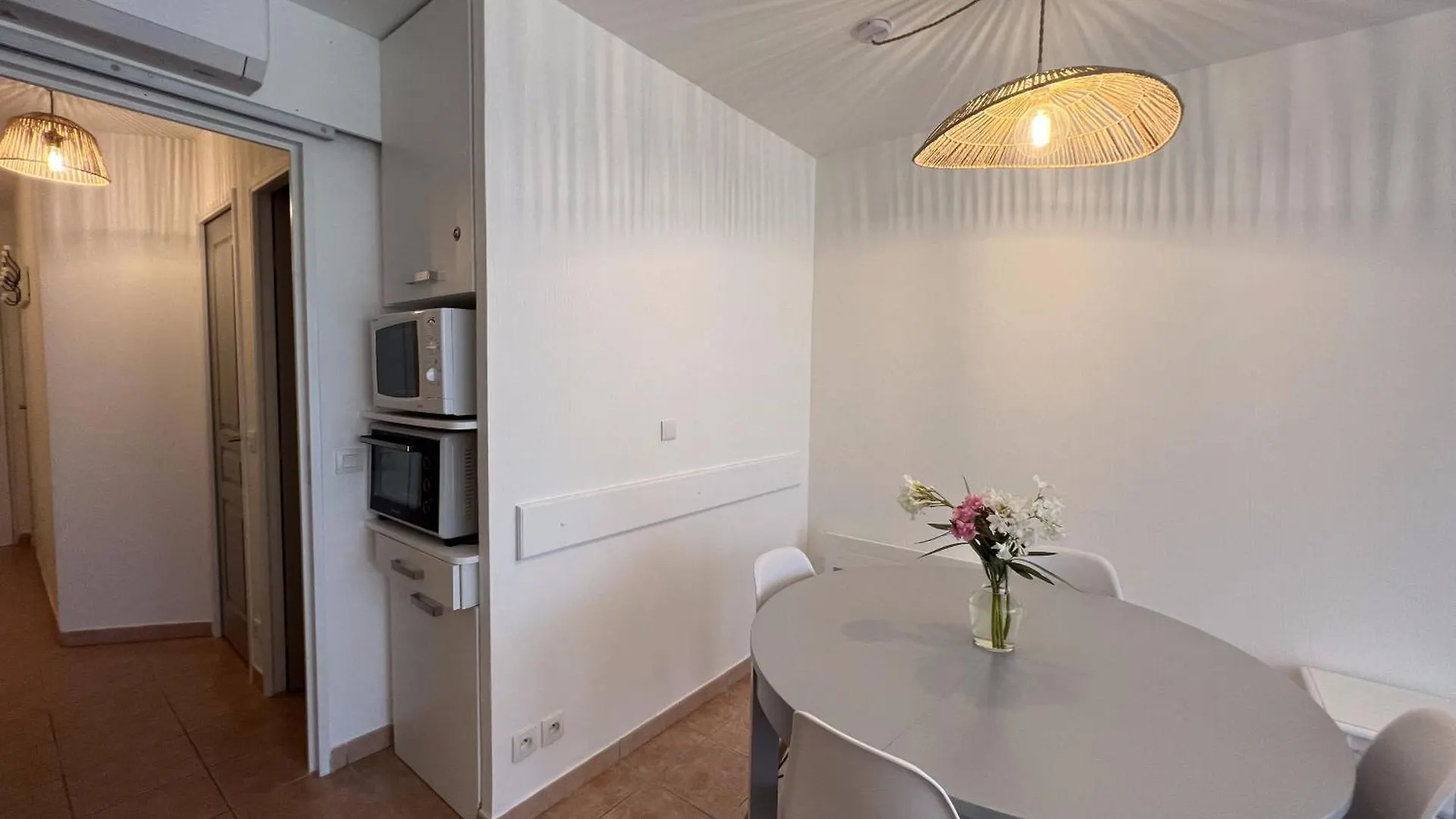 Appartement Au Hameau Des Issambres Le Pamakior 레지상브르 0*,