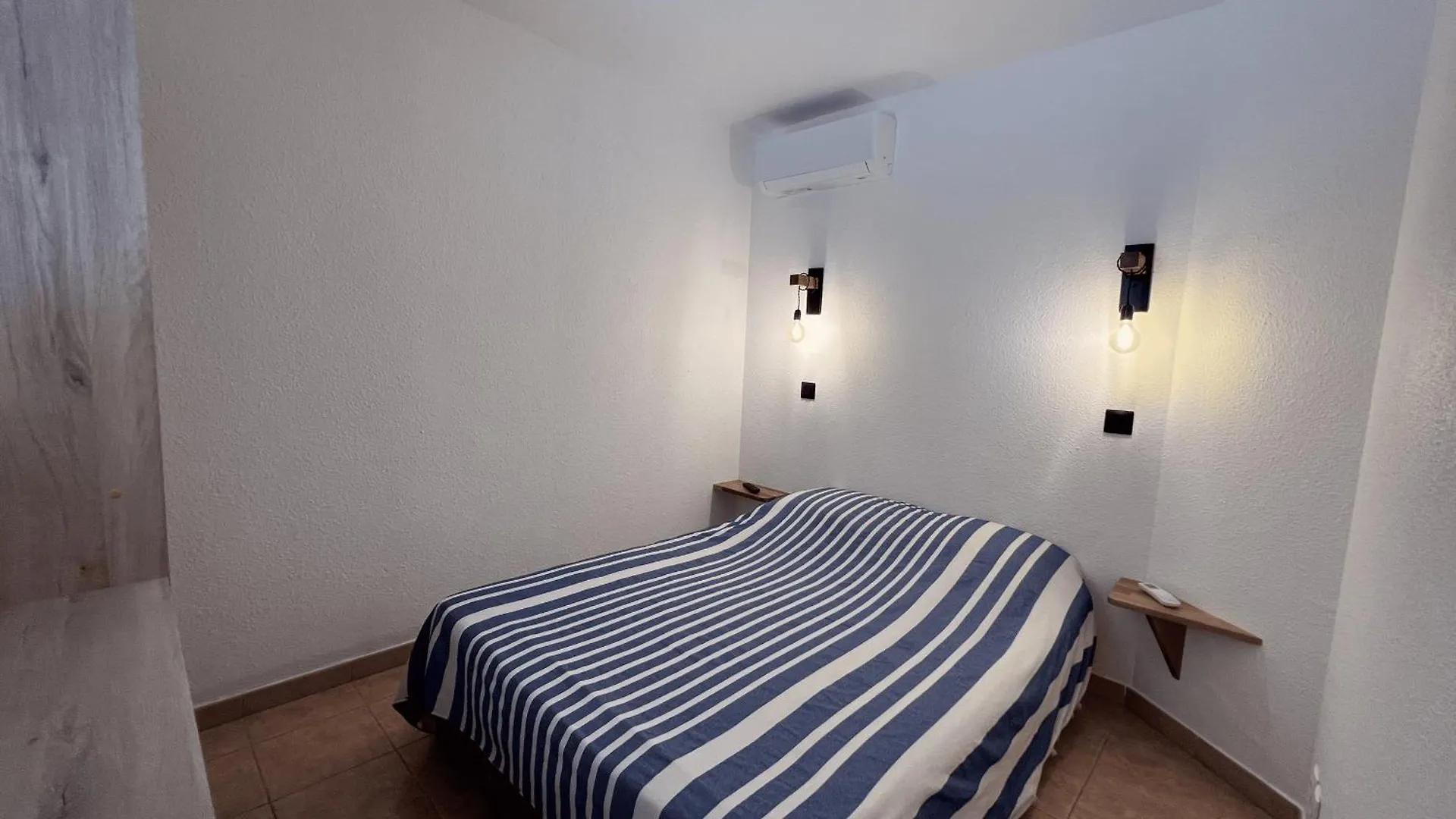 아파트 Appartement Au Hameau Des Issambres Le Pamakior 레지상브르 프랑스