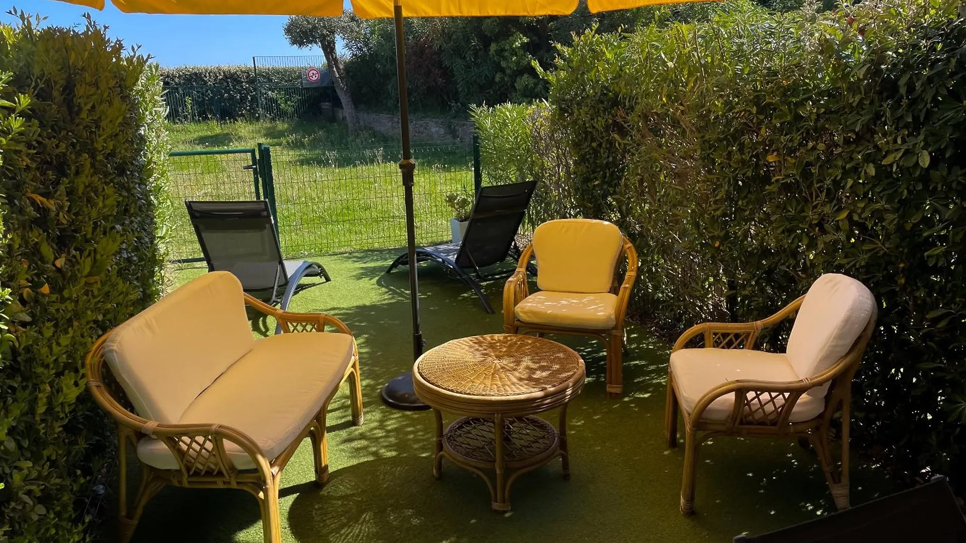 아파트 Appartement Au Hameau Des Issambres Le Pamakior 레지상브르